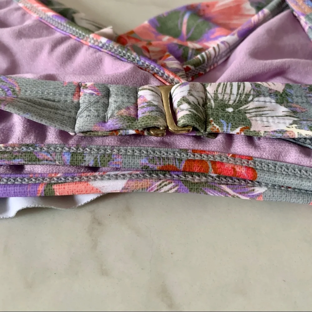 No Boundaries Women’s Gray River Floral Bikini Top Size Large - Picture 6 of 8